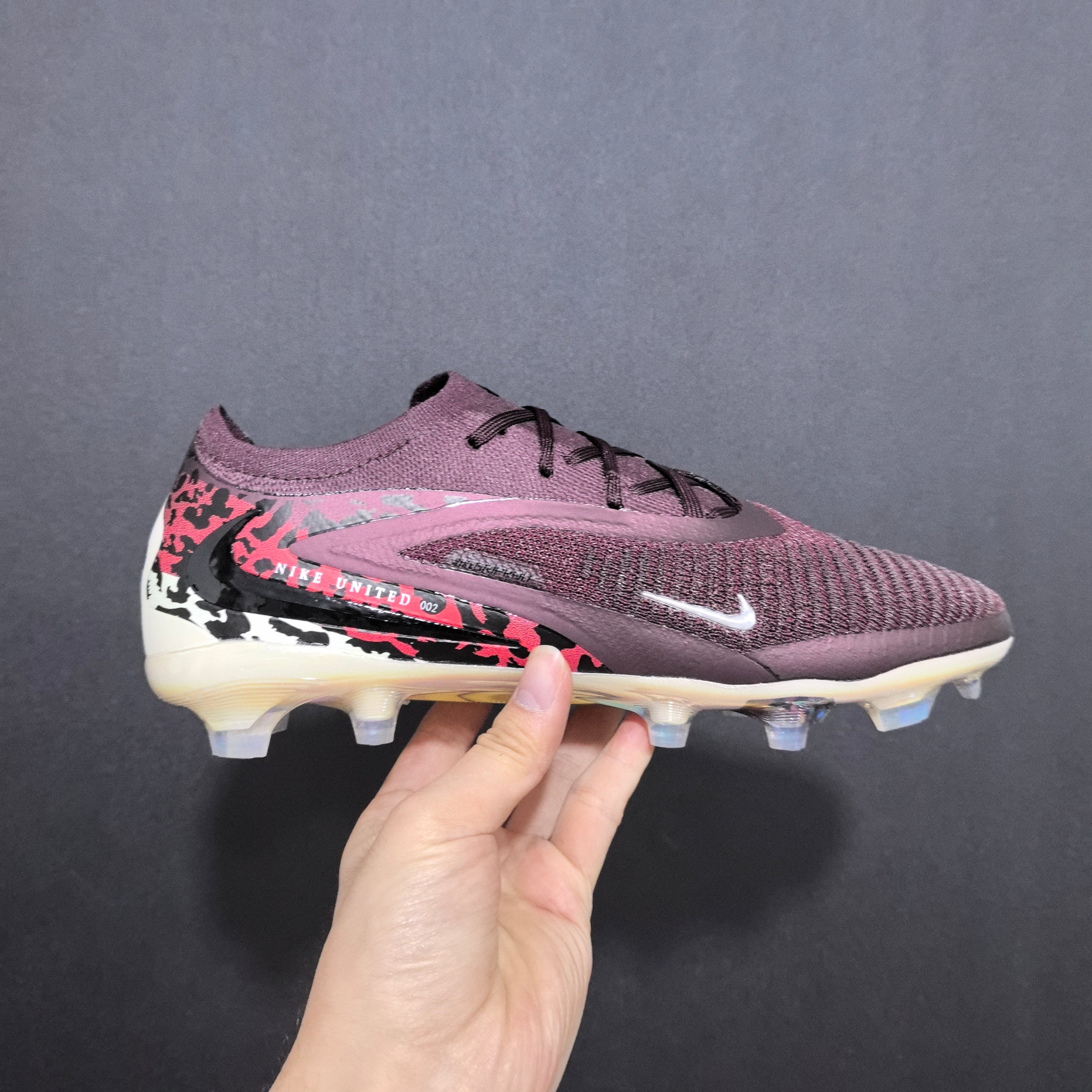 The Nike Phantom 6 Elite FG